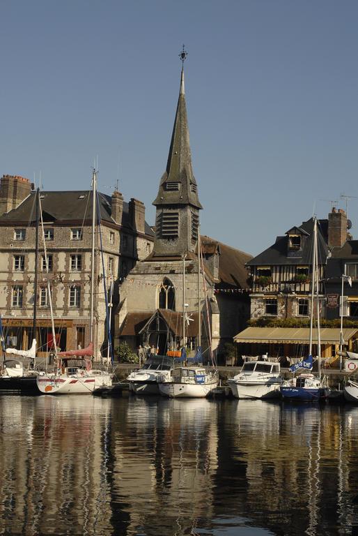 Au 14 Honfleur Parking Prive Apartment Room photo