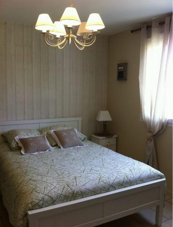 Au 14 Honfleur Parking Prive Apartment Room photo